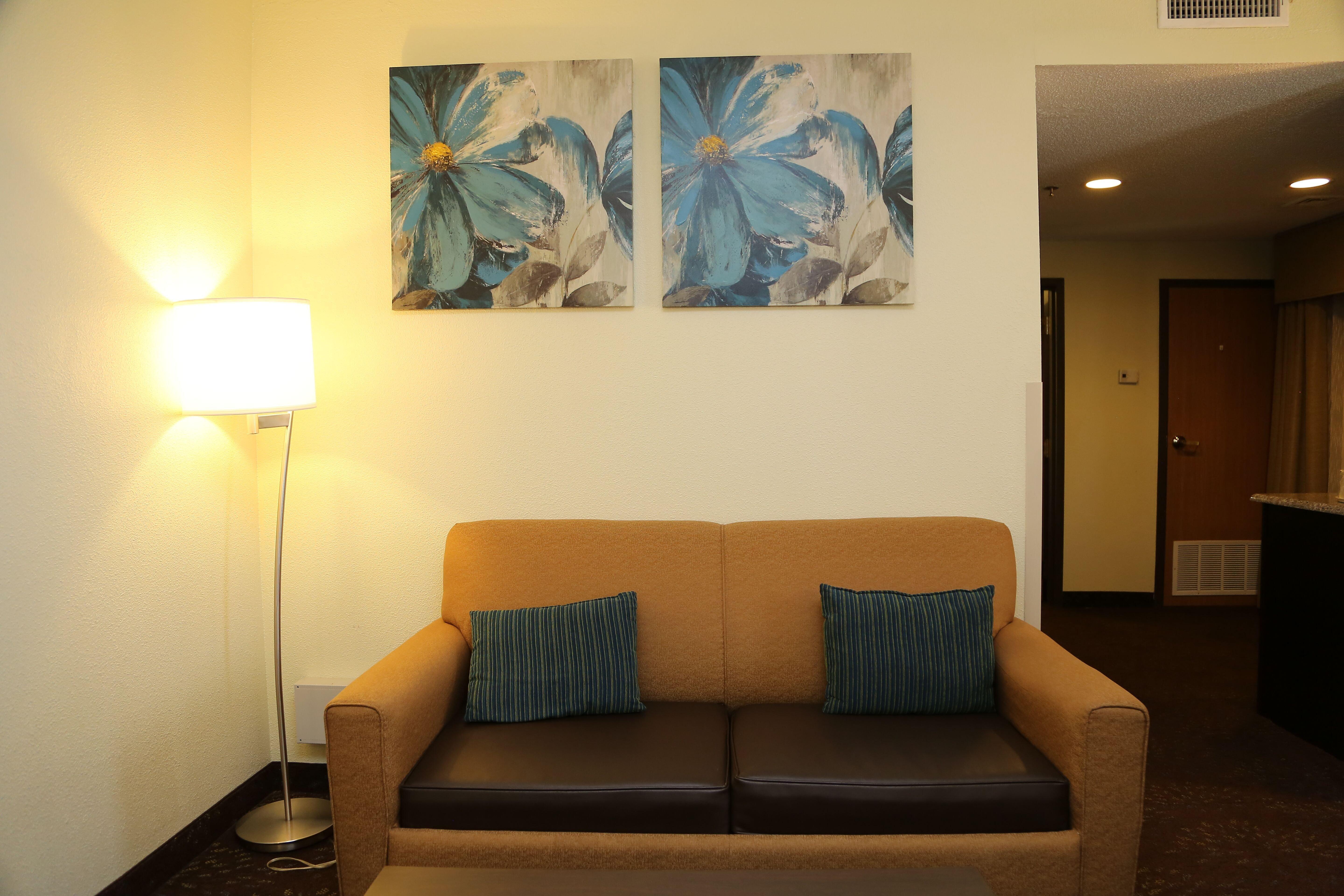 Holiday Inn Express Hotel & Suites Cleveland - Ms By Ihg Eksteriør billede